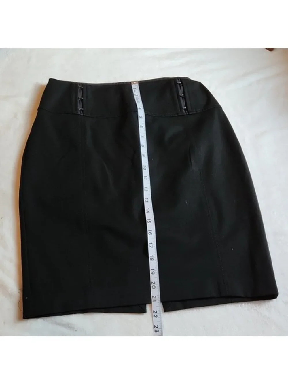 Express Clothing Fitted, Office, Women's Black Skirt, Size 8 with Hip Detail